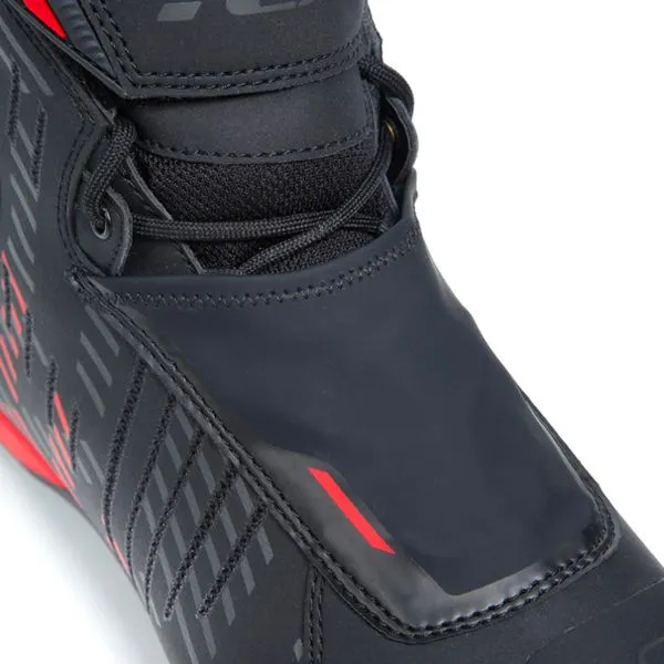 TCX R04D WP Black Red 