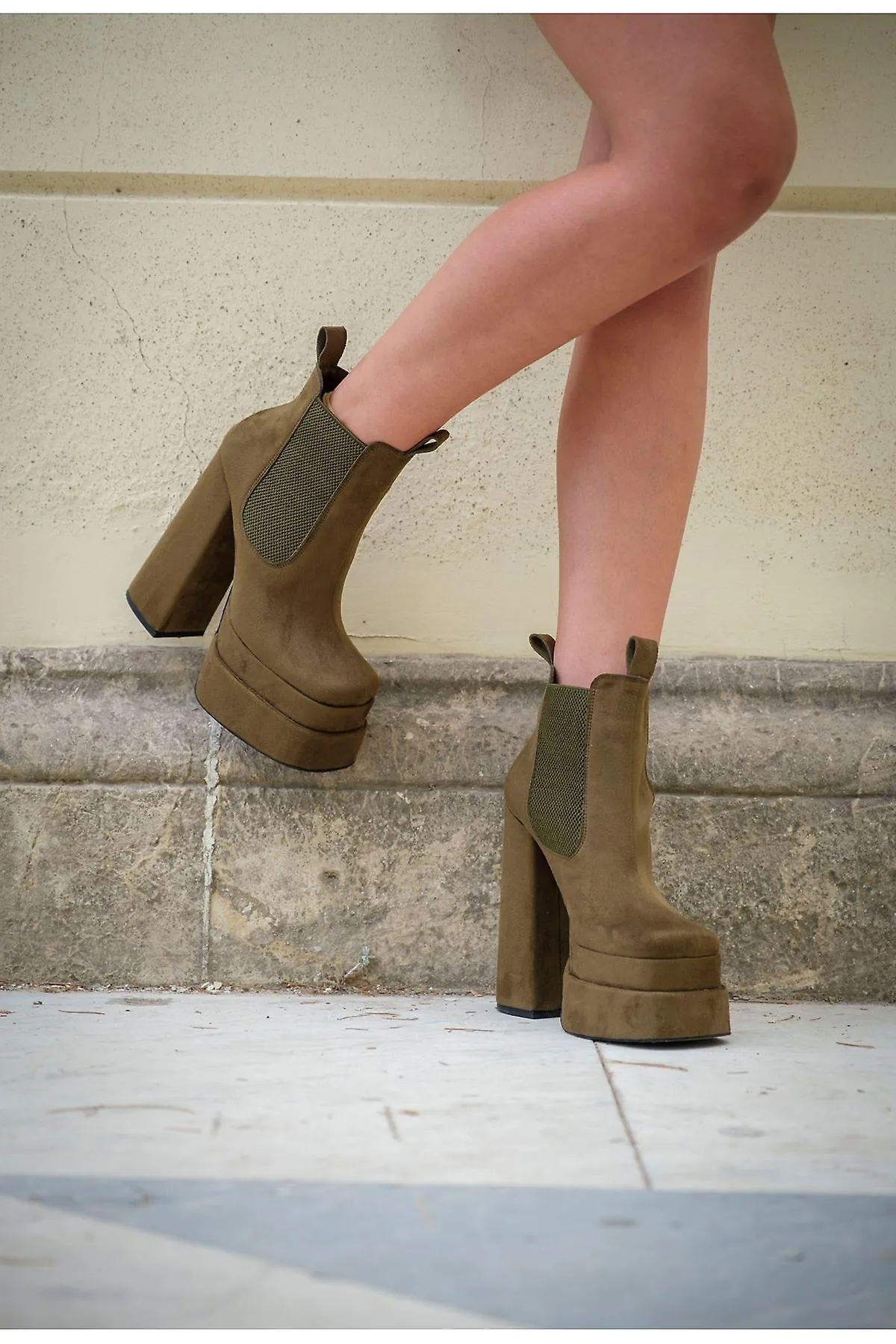 WOMEN'S SLIPON FASHION LUXURY HANDMADE PLATFORM HEELS SHOES